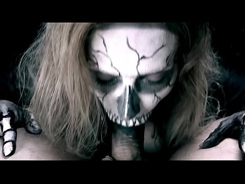 ❤️ Demon nighean sucking cock le a beul dubh agus slugadh cum. ❤️ Fucking aig porn gd.pornovore.ru ❌❤